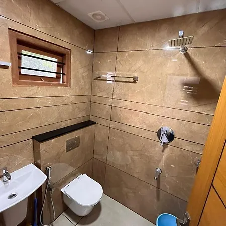 Jwel Homes Inn Kochi Exterior photo