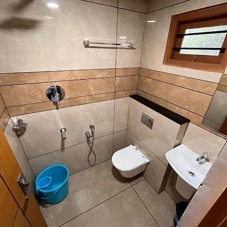Jwel Homes Inn Kochi Exterior photo