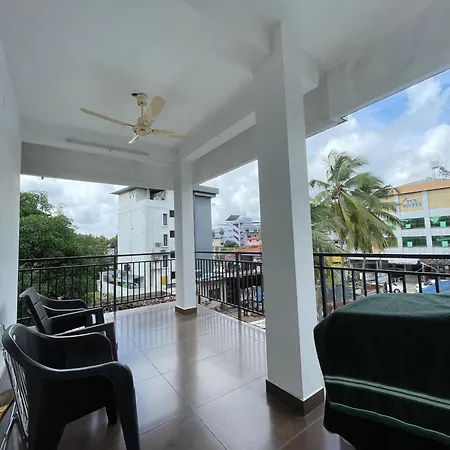 Jwel Homes Inn Kochi Exterior photo